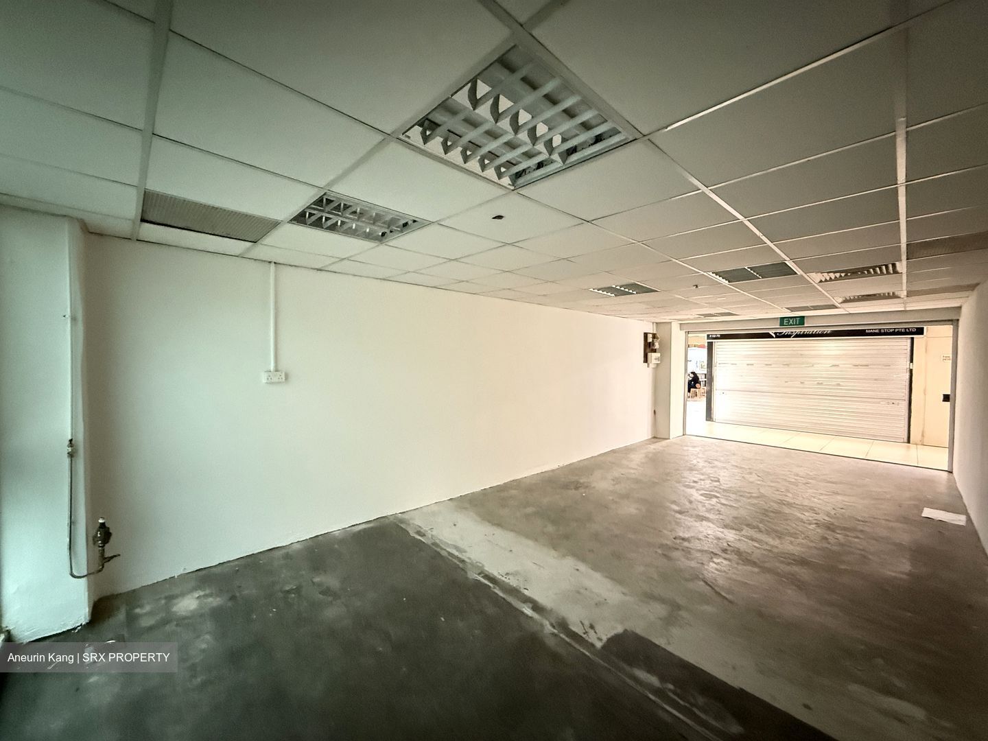 Lucky Plaza (D9), Retail #576204211